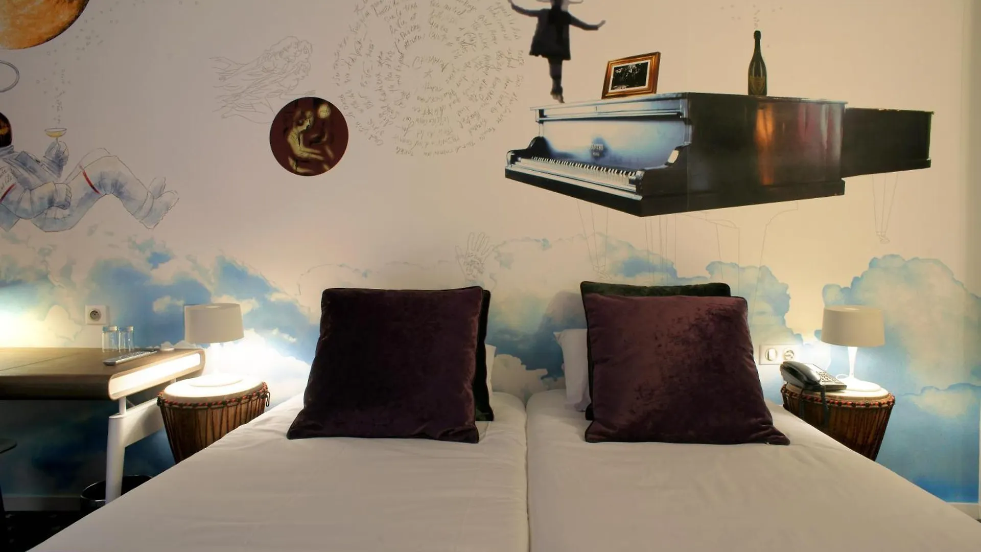 Hotel Du Triangle D'Or Paris France