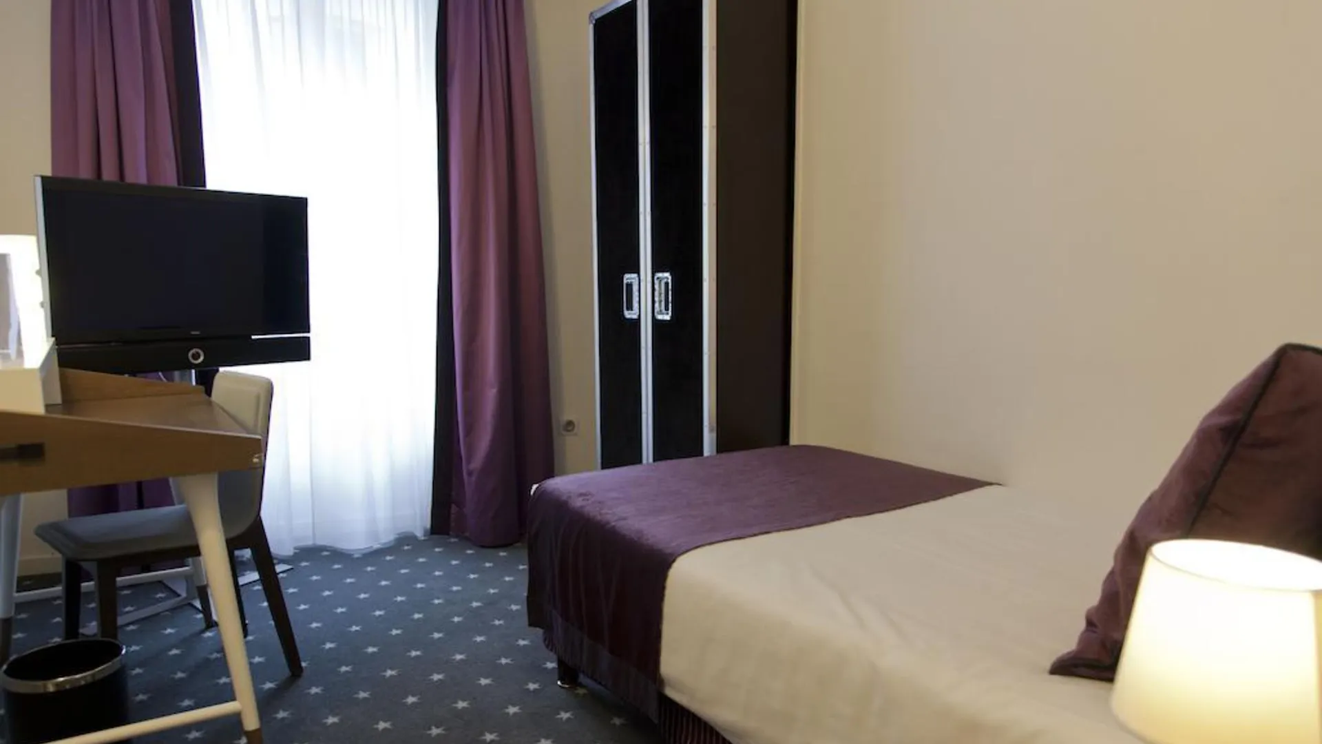 Hotel Du Triangle D'Or Parijs